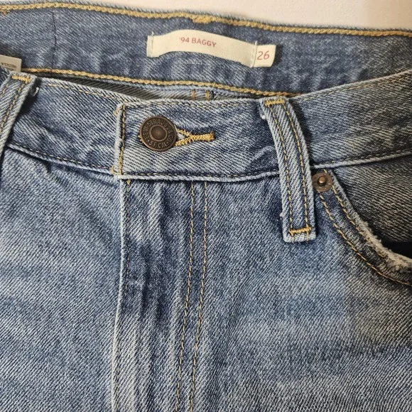 Levi's Women's Mid-Rise '94 Baggy Wide Leg Jeans - Take Chances 28x29 Distressed - Picture 3 of 9